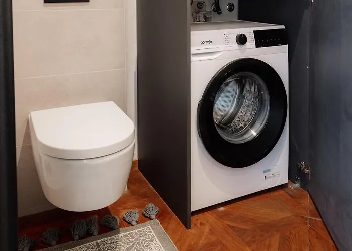 Apartment Main Square